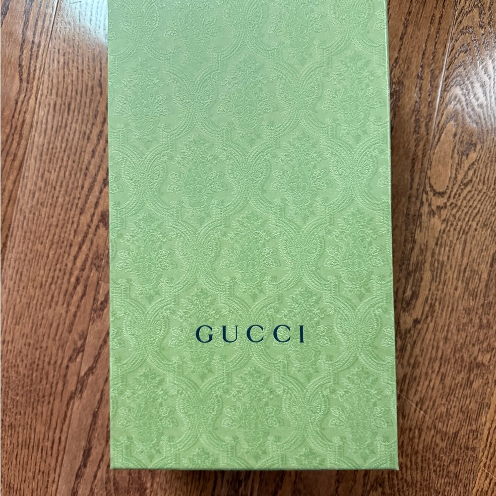 Gucci Green Embossed Box